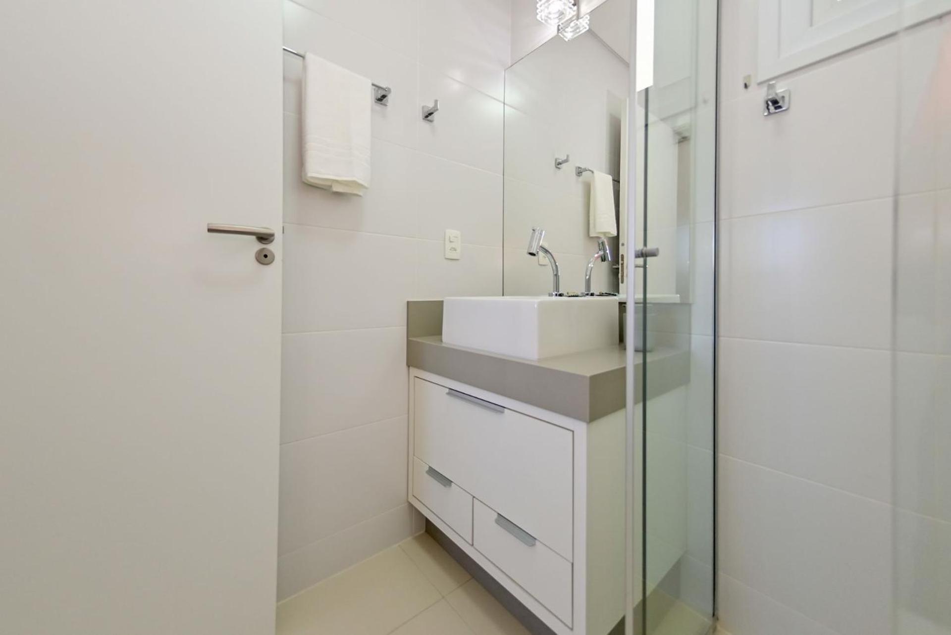 Espelho Aguas: Cond C/ Piscina Infinita Pt3991 Apartamento *